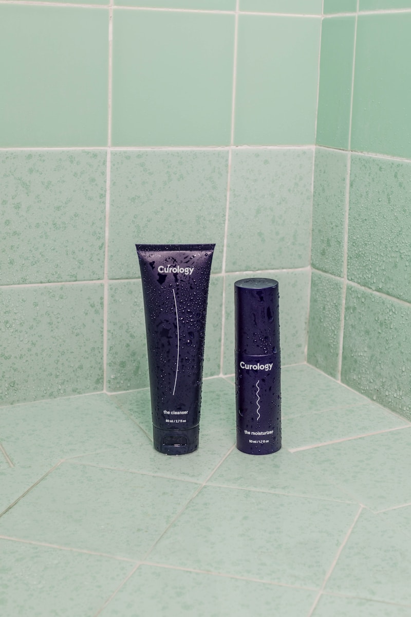 The Lubricant Guide: Water-Based vs. Silicone vs. Oil-Based