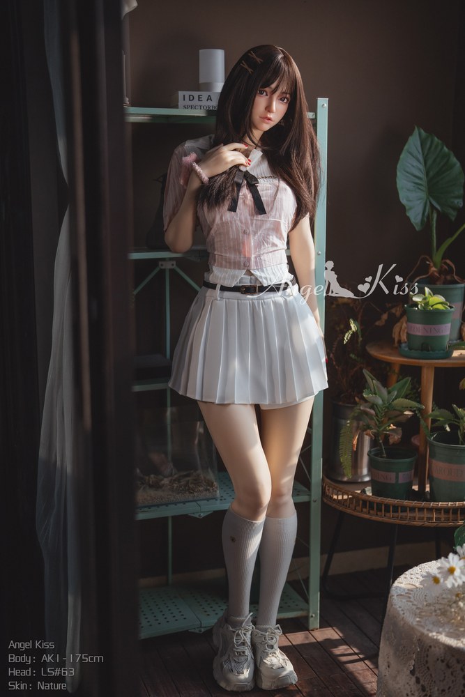 Angelkiss Dolls AK1-175 cm – Head No.LS63